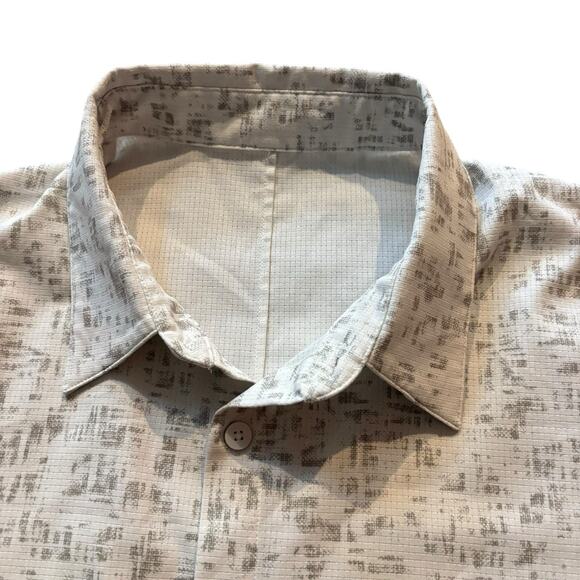 Lululemon Airing Easy Button Up Shirt Short Sleeve Men's Medium Graphic Print - Picture 4 of 7